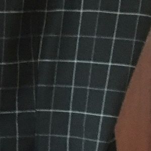 LOFT Dresses - LOFT PLUS WINDOWPANE FLUTTER SHIFT DRESS size 16 LOFT Dresses - LOFT PLUS WINDOWPANE FLUTTER SHIFT DRESS size 16